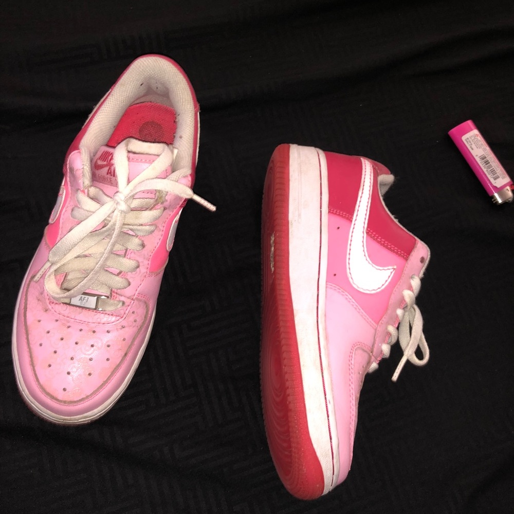 Pink air forces